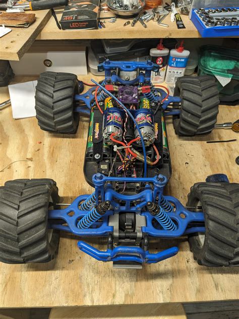 Traxxas E-Maxx 3906 (Two-Speed) Brushless motor & esc options : r/Traxxas