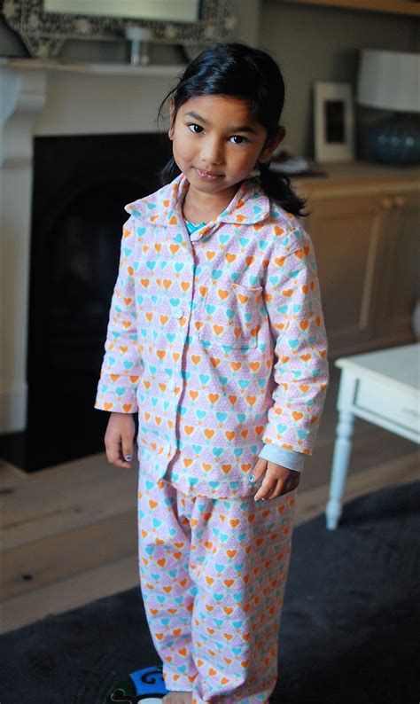 Flannel pajamas, Childrens clothes, Pyjamas