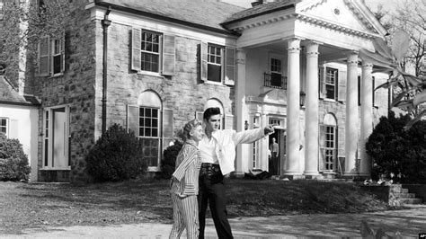 Elvis Presley’s Graceland Estate Opened to Public on This Day in '82