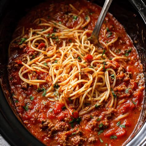 Crock Pot Spaghetti Recipe: Cozy Comfort Food Delight