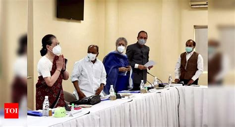 Security situation alarming, but govt in deep slumber: Sonia at CWC ...