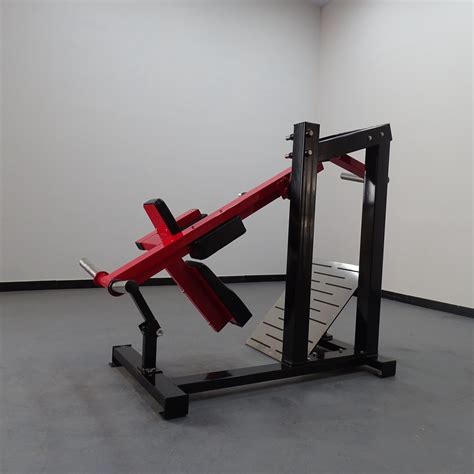 Commercial Strength Machine Gym Equipment Squat Rack Pendulum Squat ...
