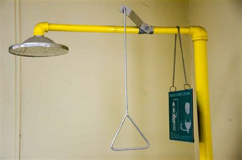 Safety Shower Australian Standard: Definition & Requirements - Ecospill ...