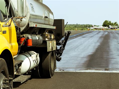 Emulsified Asphalt Seal Coat - Airport Pavement Preservation | indus, Inc.