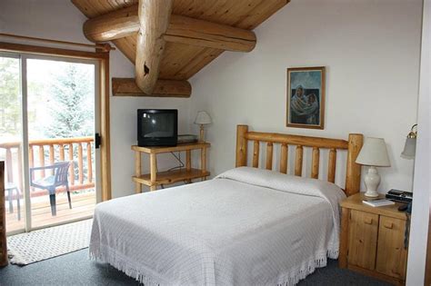 WOLF RIDGE RESORT (Winthrop) - Hotel Reviews & Photos - Tripadvisor