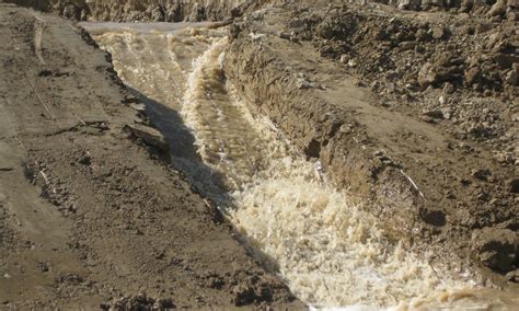 WHAT IS A LEVEE? – Levee Safety
