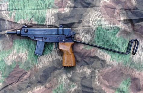 Škorpion vzor 61: Samopal převlečený za pistoli | 100+1 zahraniční ...