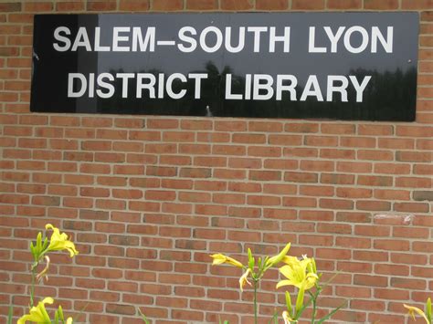 Salem-South Lyon District Library Sign