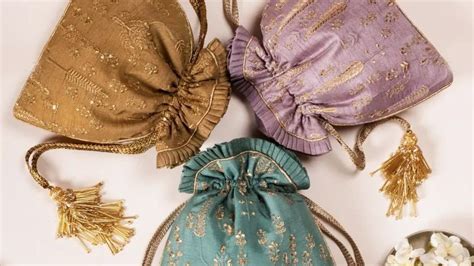 High-on-style ethnic bags you need for your festive wardrobe this season