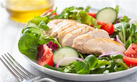 Can I eat Chicken Salad while pregnant? The risks of Chicken Salad ...