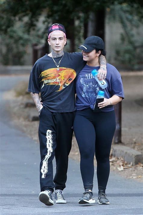 Demi Lovato goes on a hike with her new boyfriend Austin Wilson in ...