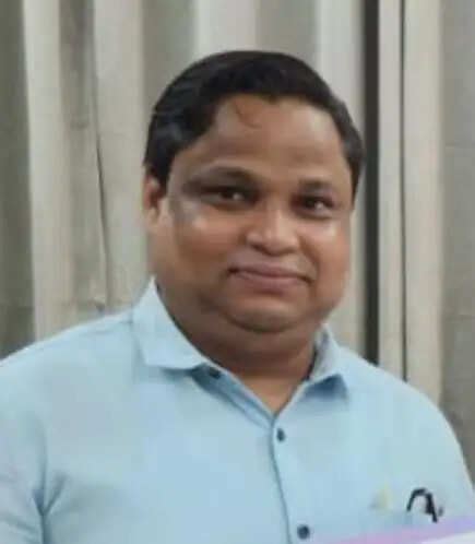 Ayodhya News: सूबे की योगी सरकार का सख्त फरमान अधिकारी और कर्मचारी समय ...