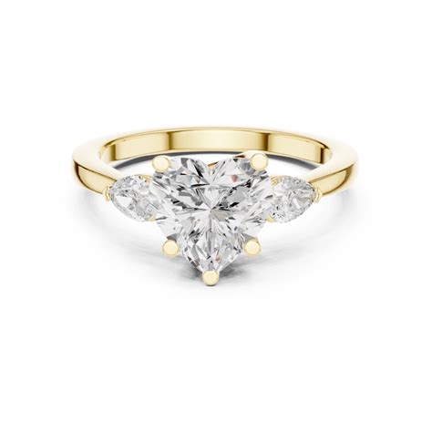 The Seraphina Heart Solitaire Trio Ring – Siyaara