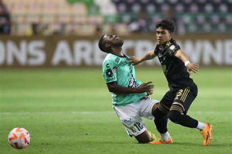LAFC falls to León in first leg of CONCACAF Champions League final – Orange County Register