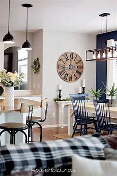 Black And White Farmhouse Decor by 40 Pieces Of Farmhouse Decor To Use All Around The House Black And White Farmhouse Decor