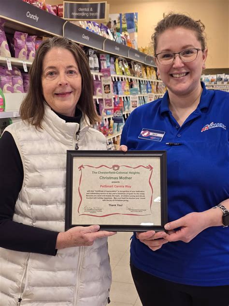 Wreath Award Winners | CCH Christmas Mother