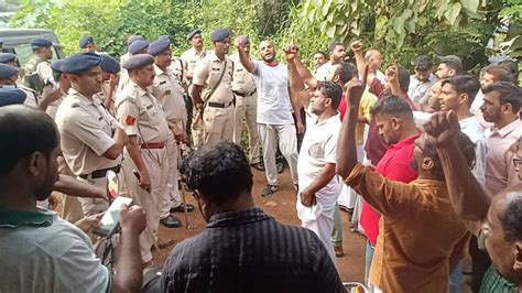 കേന്ദ്ര ഏജൻസികളെ ഉപയോഗിച്ചുള്ള വേട്ടയാടൽ; പോപ്പുലർ ഫ്രണ്ടിനെ തക ...
