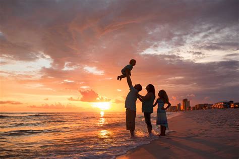 Panama City Beach Sunset Family Pictures - LJennings Photography