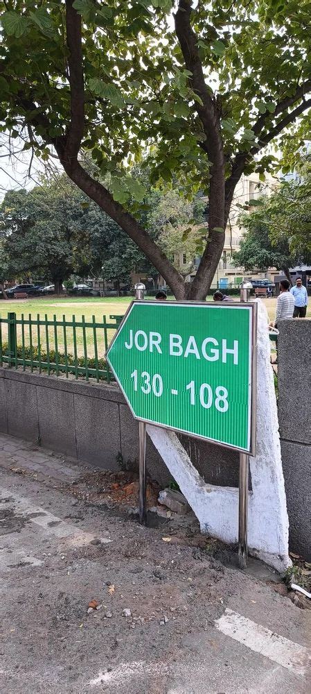 Road Signage - Road Construction Signage Bord Manufacturer from New Delhi