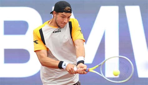 BMW Open Finale: Jan-Lennard Struff unterliegt Nikoloz Basilashvili ...