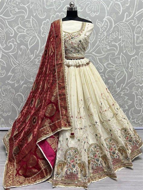 ⚡️Buy Glamorous Off-White Thread Work Georgette Designer Lehenga Choli ...