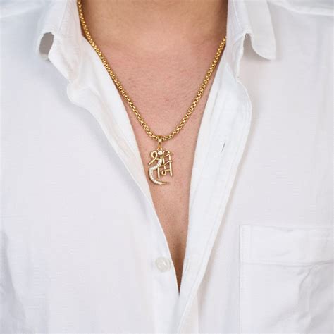 Studded Jay Shree Ram Pendant with Chain – Zivia