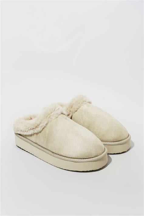 Fluffy Slipper