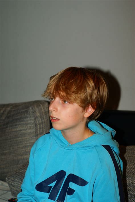 Sony Alpha DSLR-A100 sample photo - kmCZzyIPWA - ExploreCams