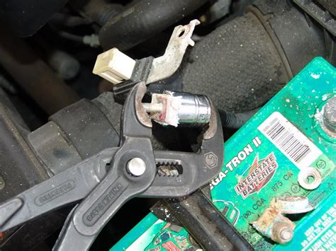 Replacing Battery Terminals 的图像结果