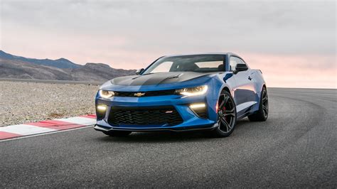2017 Chevrolet Camaro preview