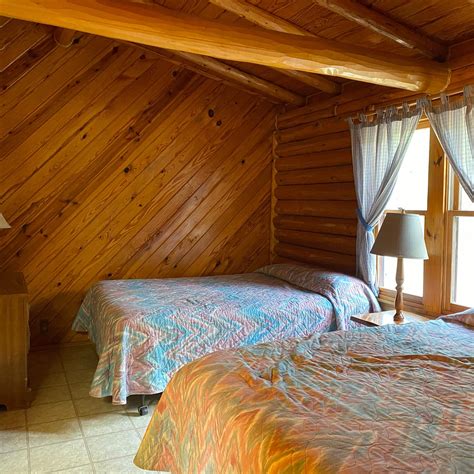LOG CABINS AT JACOBS CREEK (Canyon Lake) - Campground Reviews & Photos ...
