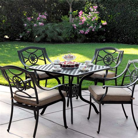 5 Patio Set