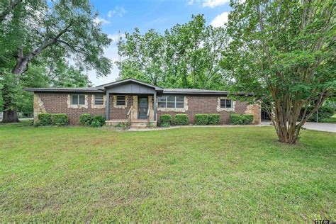 400 Wendy St, Lindale, TX 75771 | Homes.com