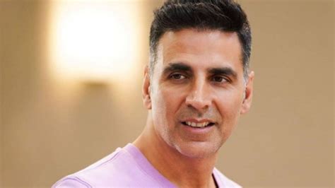 'एक्ट्रेस से मांगा फोटो, पर Kiss करके भागे 2 लड़के फिर...', देखते रह गए ...