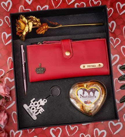 Love Combo for HER – The Teen Store