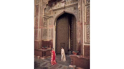 Reimagining Runways: How Indian fashion is weaving new narratives with ...