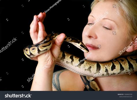 Python Snake Woman 的图像结果