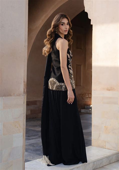 Formals '25 - Zana – Nainpreet - The Collective