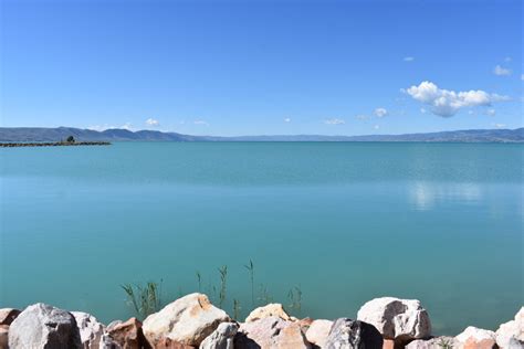 Tips for Visiting Bear Lake in Utah - Tips For Family Trips