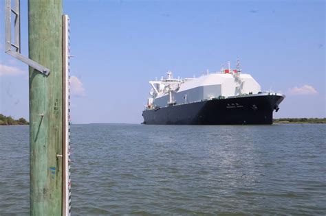 Reapproval of Commonwealth LNG project rankles Cameron locals ...