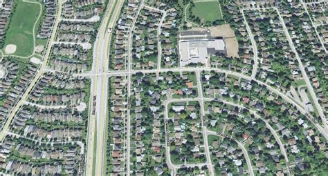 Suburb 的图像结果