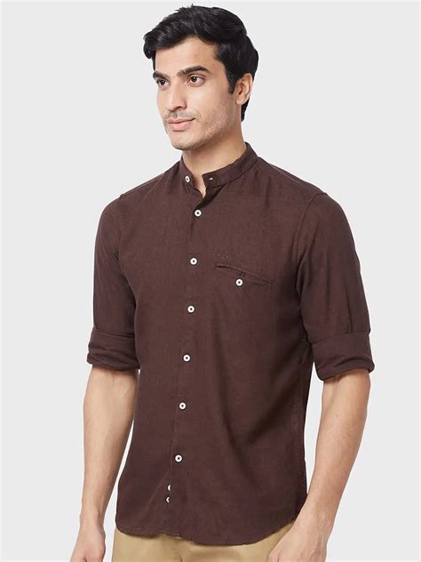 Men Brown Tailored Fit Solid Piece Dyed Linen Blend Full Sleeve Shirts ...