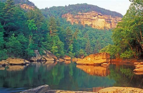 6 BEST Kentucky National Parks Worth Visiting (Guide + Photos)