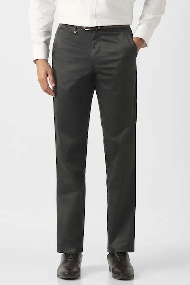 Buy Men Grey Solid Regular Fit Trousers Online - 40216210 | Van Heusen
