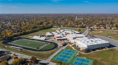 Outdoor Sports Field 的图像结果