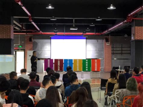 我校教务处、创新创业学院赴广西（柳州）职业技能公共实训基地开展合作交流-广西科技大学教务处