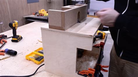 Portable Router Table Build 的图像结果