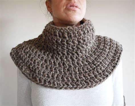 Quick Crochet Capelet Pattern 的图像结果