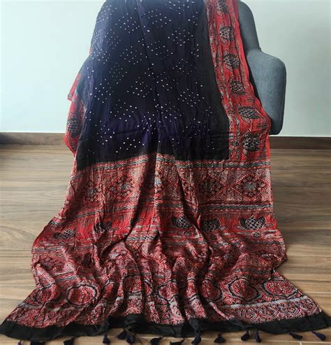 Sarees - Ajrakh & Bandhani – VIVARANG