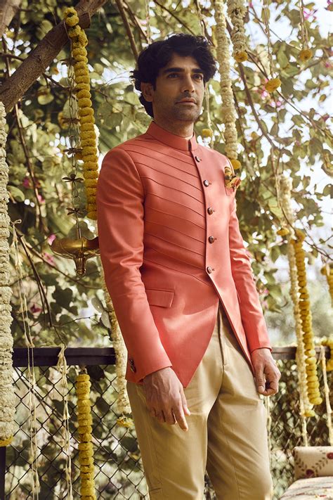 Occassion – Raymond